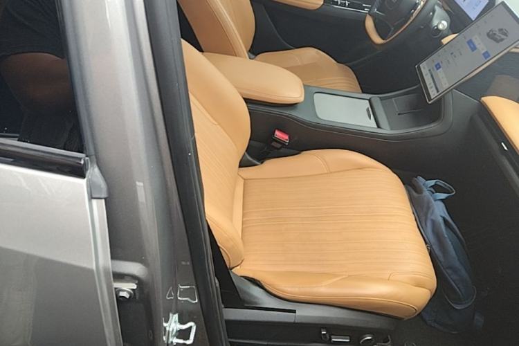 Used Geely Galaxy L7 2023 1.5T 115 km Starship Right Front Seat
