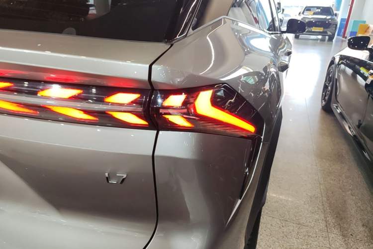 Used Geely Galaxy L7 2023 1.5T 115 km Starship Right Rear Taillight