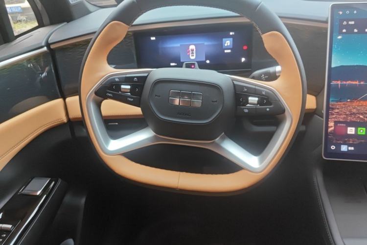 Used Geely Galaxy L7 2023 1.5T 115 km Starship Steering Wheel