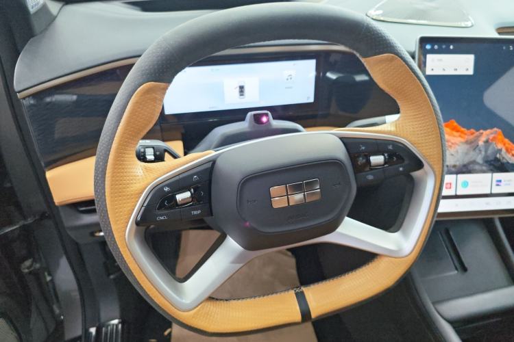 Used Geely Galaxy L7 2023 1.5T 115 km Starship Steering Wheel