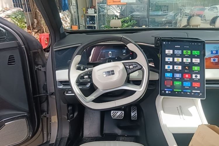 Used Geely Galaxy L7 2023 1.5T 115 km Starship Steering Wheel