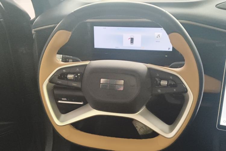Used Geely Galaxy L7 2023 1.5T 115 km PLUS Steering Wheel