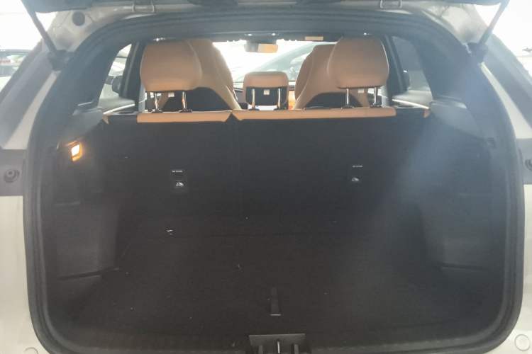 Used Geely Galaxy L7 2023 1.5T 115 km PLUS Trunk