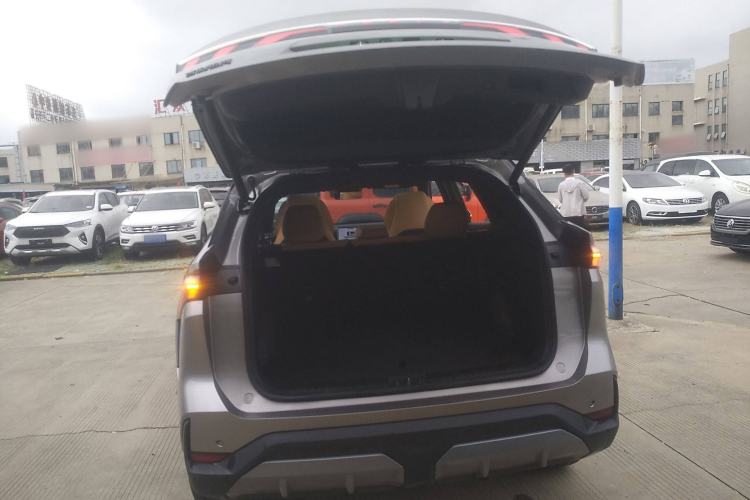 Used Geely Galaxy L7 2023 1.5T 115 km Starship Trunk