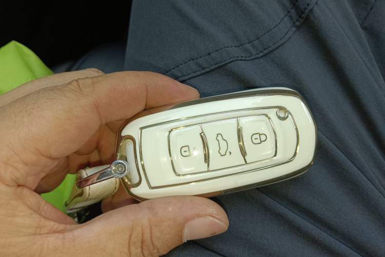 Used Geely Galaxy L7 2023 1.5T 115 km PLUS Vehicle Key