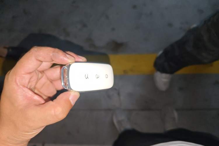 Used Geely Galaxy L7 2023 1.5T 115 km MAX Vehicle Key