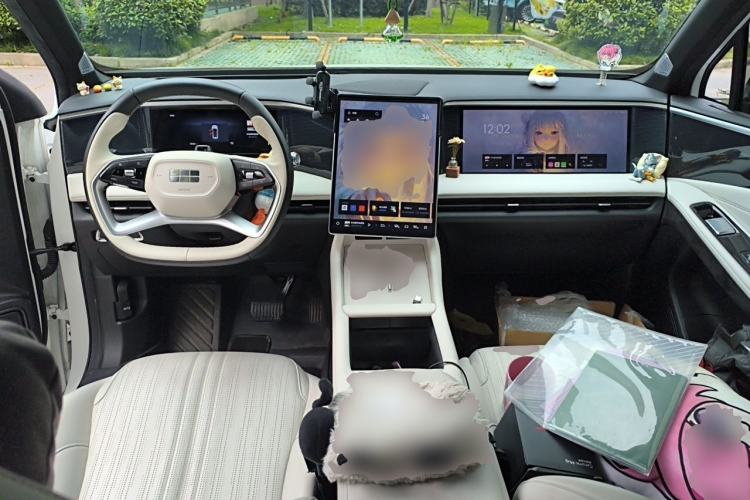 Used Geely Galaxy L7 2023 1.5T 115 km Starship Center Console