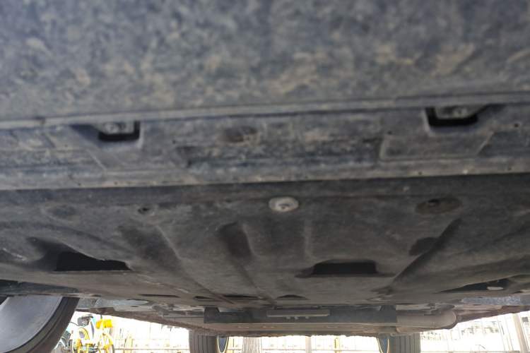 Used Geely Galaxy L7 2023 1.5T 115 km Starship Chassis Front
