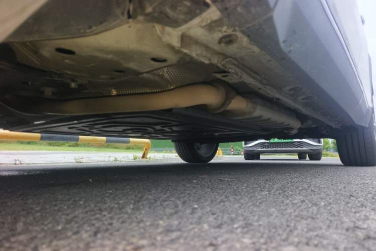Used Geely Galaxy L7 2023 1.5T 115 km Starship Chassis Front Left