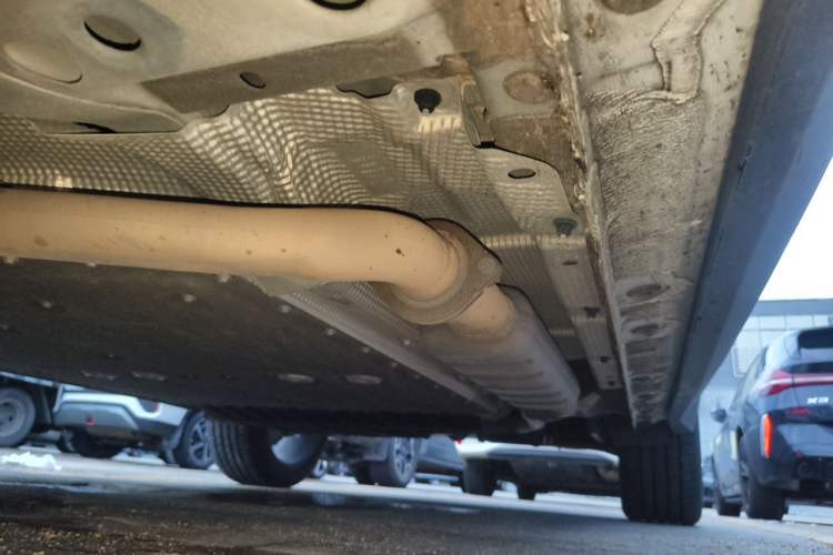Used Geely Galaxy L7 2023 1.5T 115 km Starship Chassis Front Left