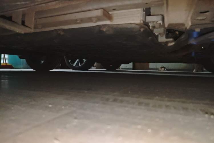 Used Geely Galaxy L7 2023 1.5T 115 km Starship Chassis Front Right