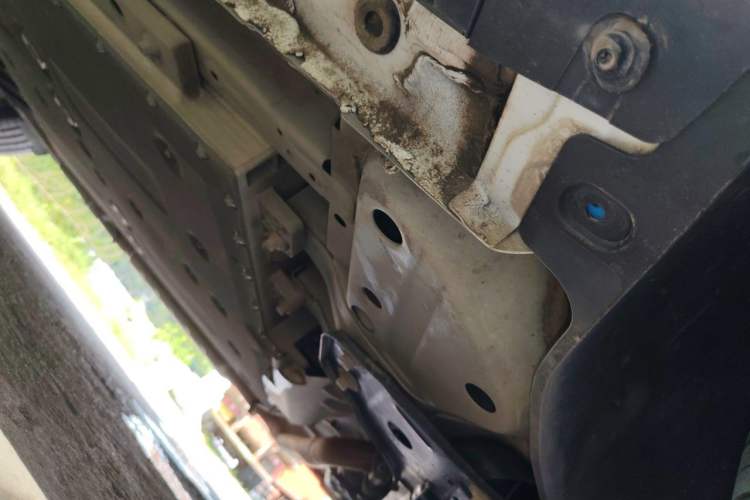 Used Geely Galaxy L7 2023 1.5T 115 km Starship Chassis Front Right