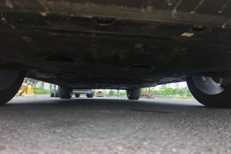 Used Geely Galaxy L7 2023 1.5T 115 km Starship Chassis Front
