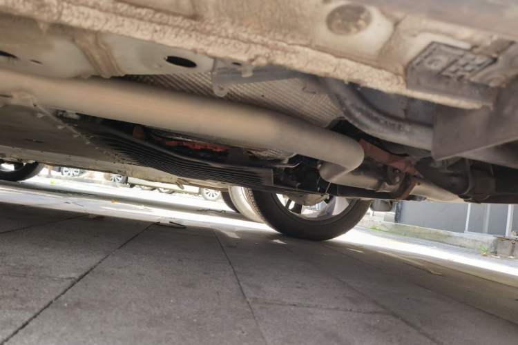 Used Geely Galaxy L7 2023 1.5T 115 km Starship Chassis Rear Left