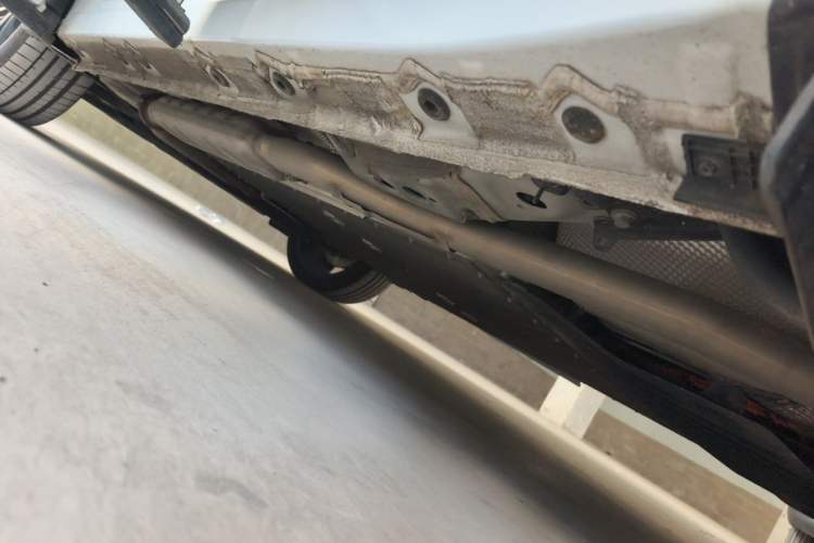 Used Geely Galaxy L7 2023 1.5T 115 km Starship Chassis Rear Left