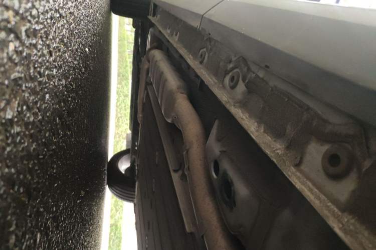 Used Geely Galaxy L7 2023 1.5T 115 km PLUS Chassis Rear Left