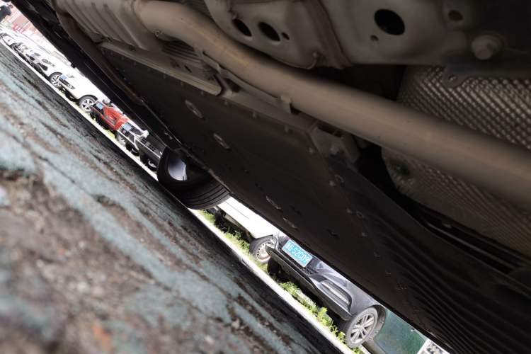 Used Geely Galaxy L7 2023 1.5T 115 km Starship Chassis Rear Left