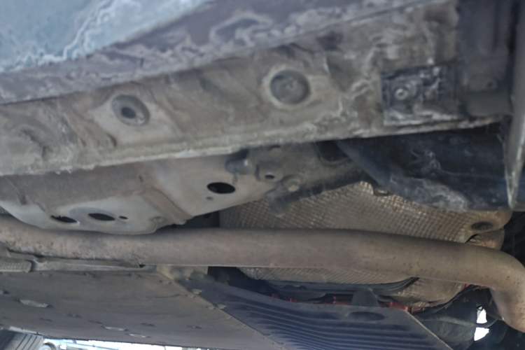 Used Geely Galaxy L7 2023 1.5T 115 km Starship Chassis Rear Left