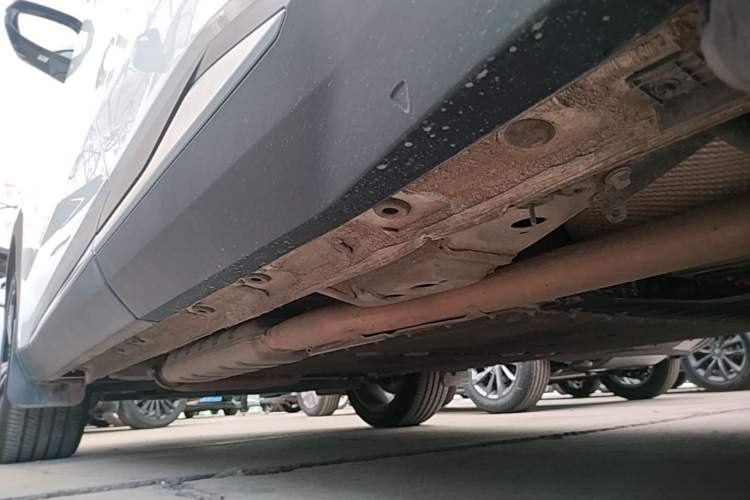 Used Geely Galaxy L7 2023 1.5T 115 km MAX Chassis Rear Left