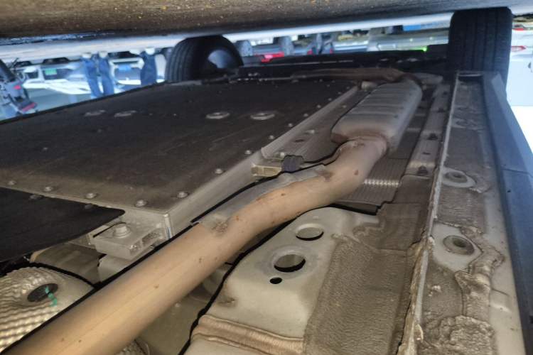 Used Geely Galaxy L7 2023 1.5T 115 km Starship Chassis Rear Left