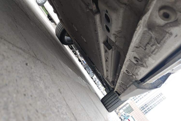 Used Geely Galaxy L7 2023 1.5T 115 km PLUS Chassis Rear Right