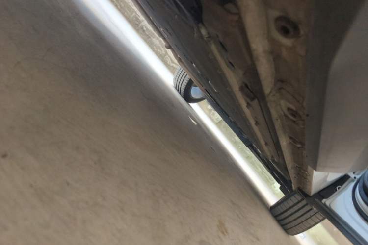 Used Geely Galaxy L7 2023 1.5T 115 km Starship Chassis Rear Right