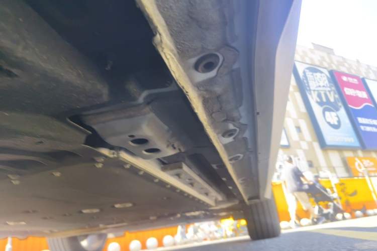 Used Geely Galaxy L7 2023 1.5T 115 km MAX Chassis Rear Right