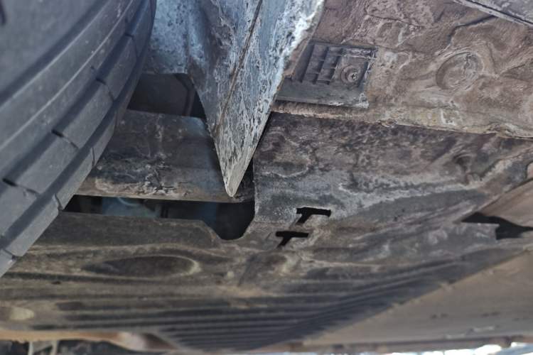 Used Geely Galaxy L7 2023 1.5T 115 km Starship Chassis Rear Right