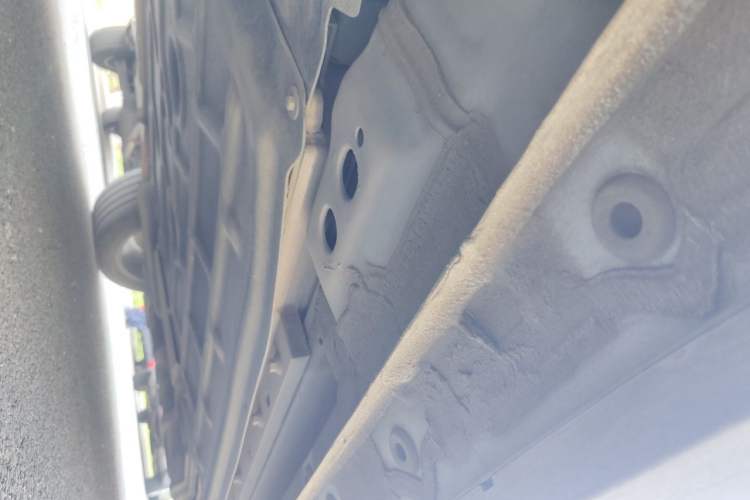 Used Geely Galaxy L7 2023 1.5T 115 km MAX Chassis Rear Right