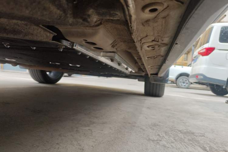 Used Geely Galaxy L7 2023 1.5T 115 km Starship Chassis Rear Right