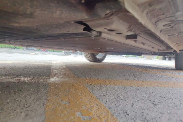Used Geely Galaxy L7 2023 1.5T 115 km Starship Chassis Rear Right