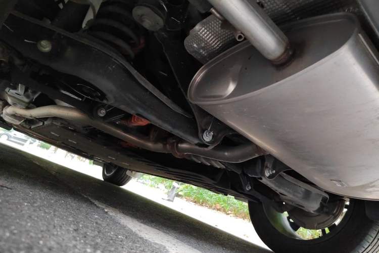 Used Geely Galaxy L7 2023 1.5T 115 km Starship Chassis Rear