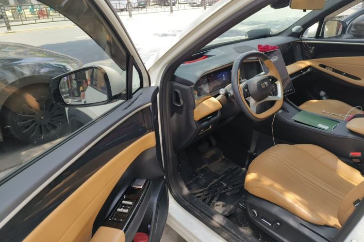 Used Geely Galaxy L7 2023 1.5T 115 km Starship Driver Seat