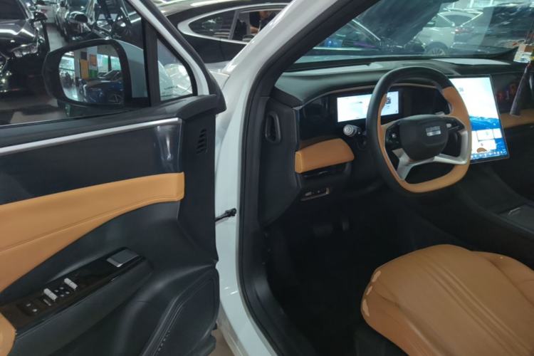 Used Geely Galaxy L7 2023 1.5T 115 km PLUS Driver Seat