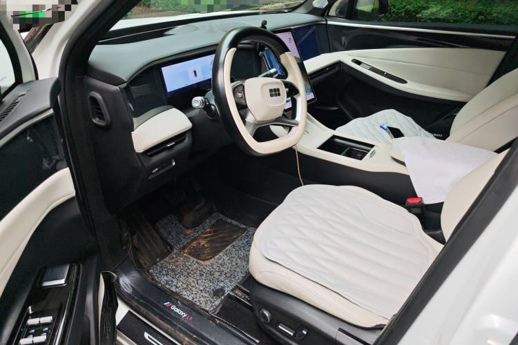 Used Geely Galaxy L7 2023 1.5T 115 km Starship Driver Seat
