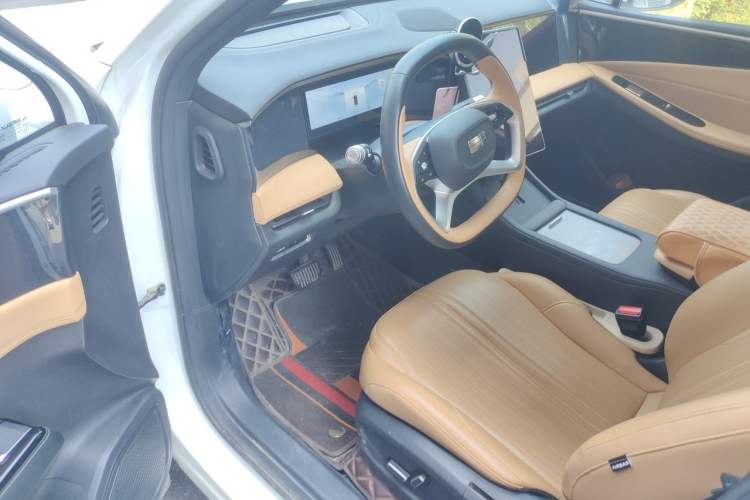 Used Geely Galaxy L7 2023 1.5T 115 km MAX Driver Seat