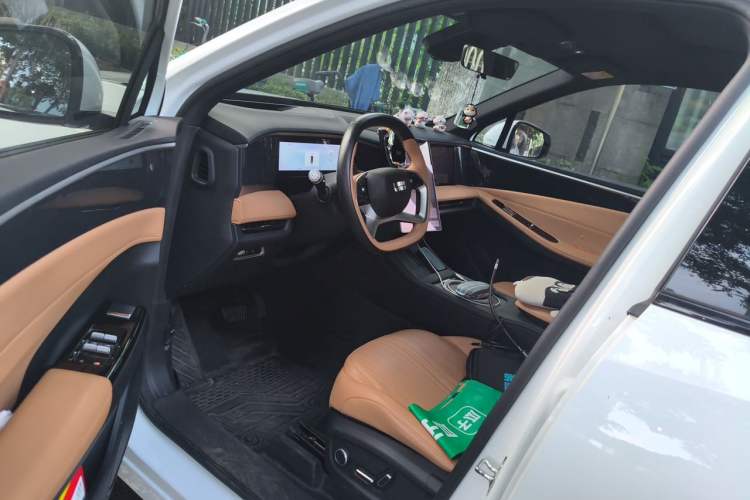 Used Geely Galaxy L7 2023 1.5T 115 km Starship Driver Seat