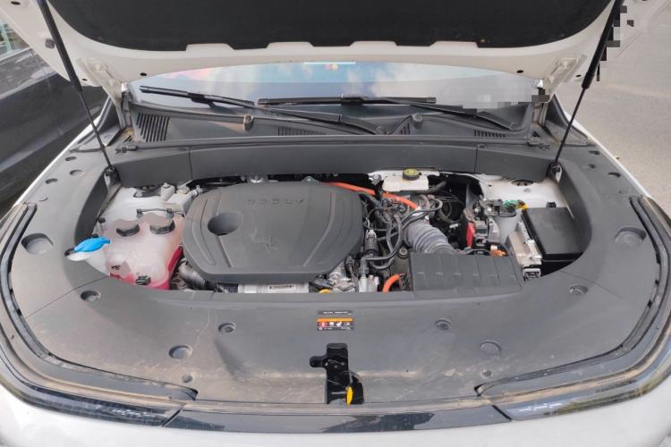 Used Geely Galaxy L7 2023 1.5T 115 km MAX Engine Bay