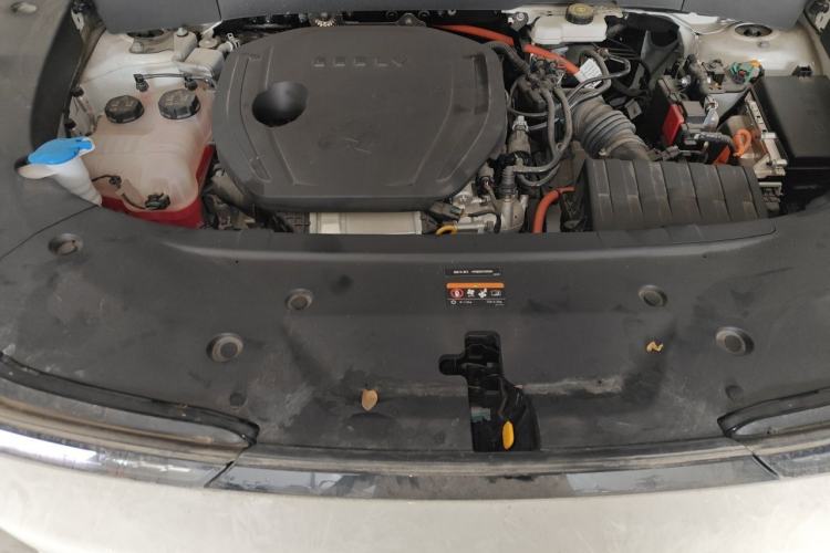 Used Geely Galaxy L7 2023 1.5T 115 km MAX Engine Bay