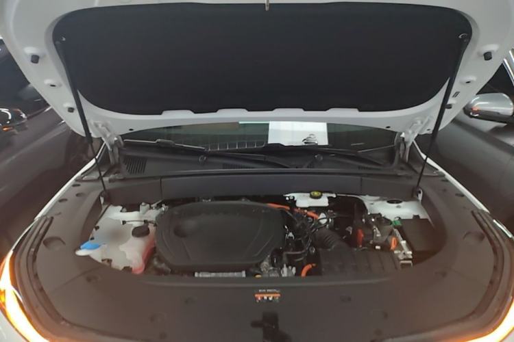 Used Geely Galaxy L7 2023 1.5T 115 km Starship Engine Bay