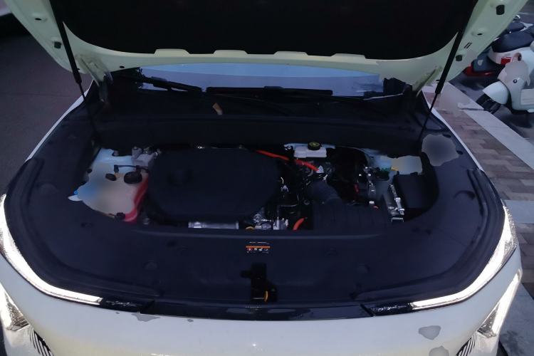Used Geely Galaxy L7 2023 1.5T 115 km Starship Engine Bay