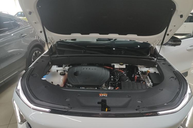 Used Geely Galaxy L7 2023 1.5T 115 km Starship Engine Bay
