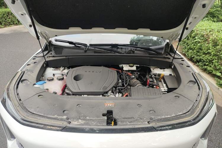 Used Geely Galaxy L7 2023 1.5T 115 km PLUS Engine Bay