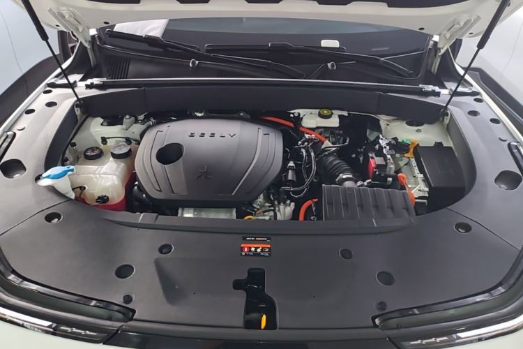 Used Geely Galaxy L7 2023 1.5T 115 km PLUS Engine Bay