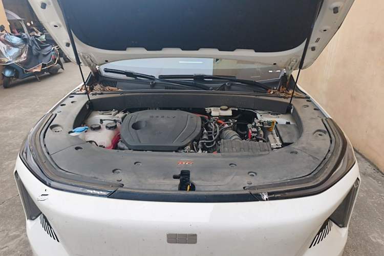 Used Geely Galaxy L7 2023 1.5T 115 km PLUS Engine Bay