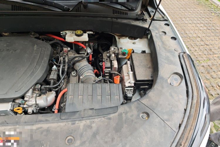 Used Geely Galaxy L7 2023 1.5T 115 km Starship Engine Bay Left