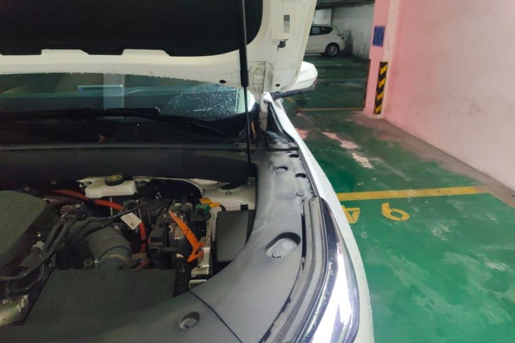 Used Geely Galaxy L7 2023 1.5T 115 km PLUS Engine Bay Left