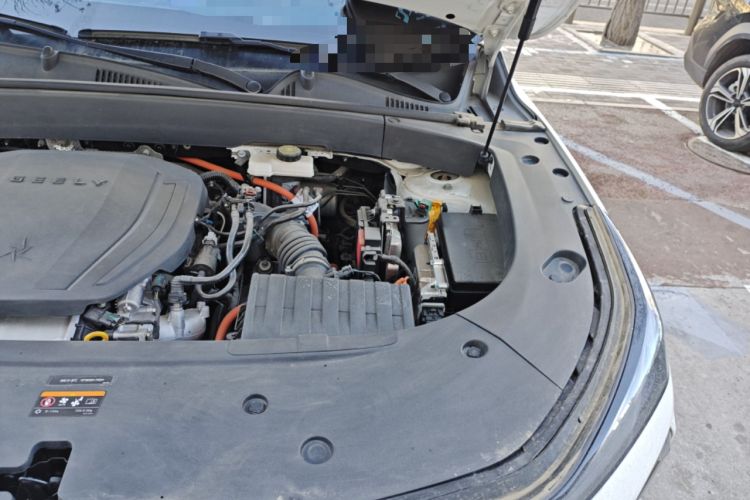 Used Geely Galaxy L7 2023 1.5T 115 km Starship Engine Bay Left