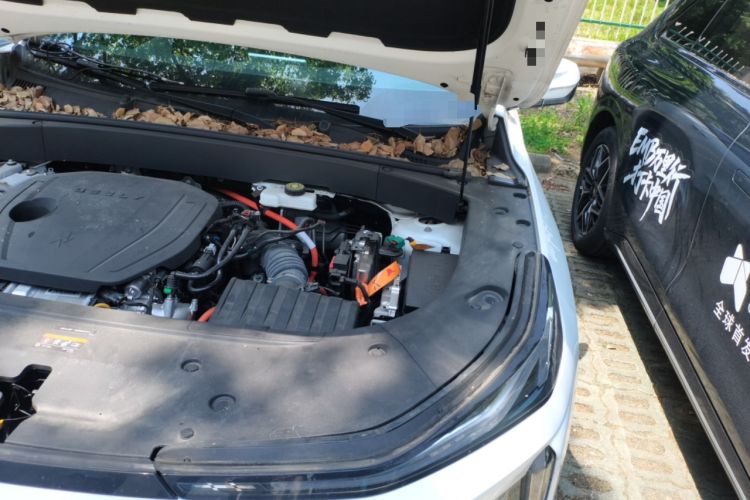 Used Geely Galaxy L7 2023 1.5T 115 km MAX Engine Bay Left