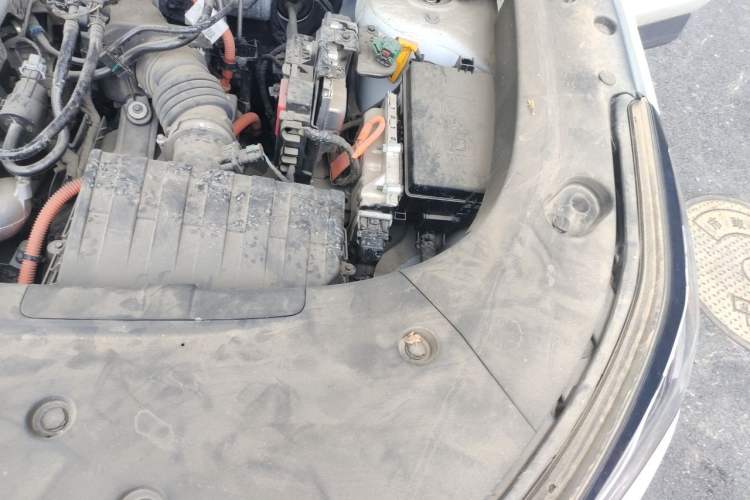 Used Geely Galaxy L7 2023 1.5T 115 km MAX Engine Bay Left